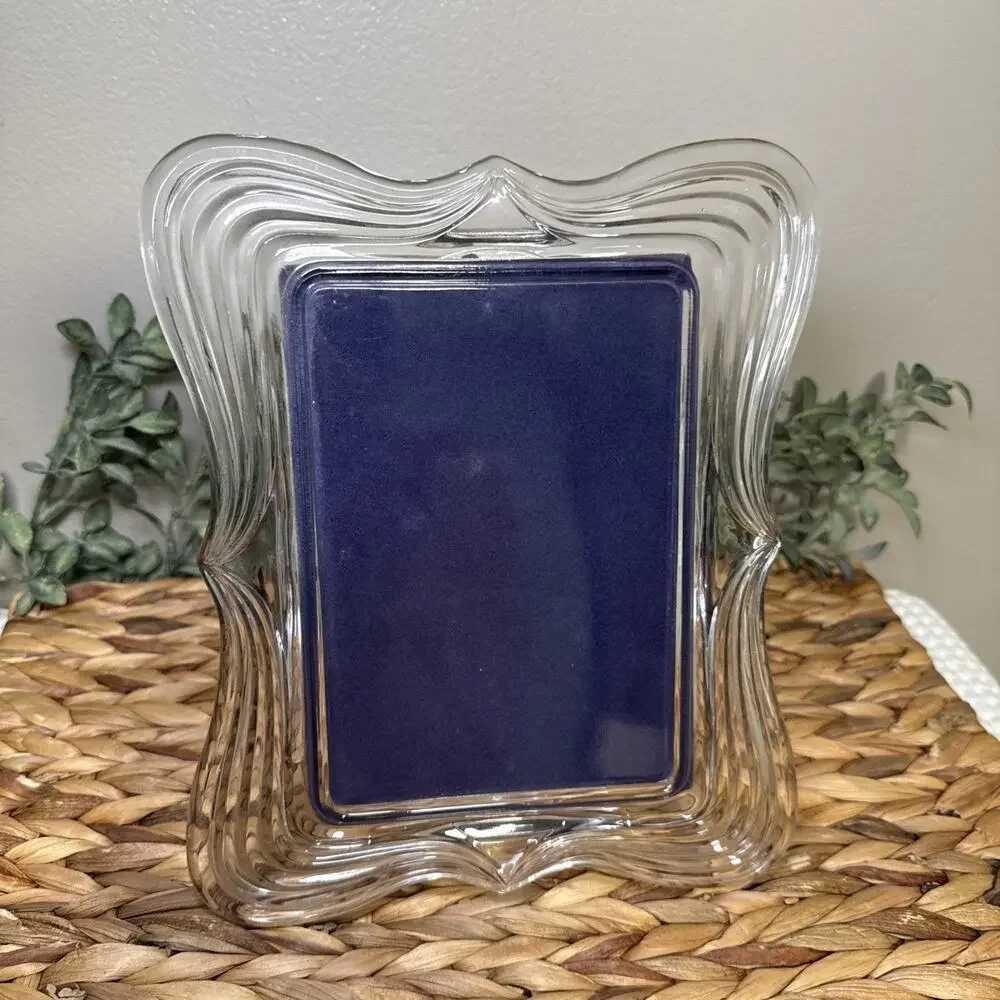 Large Clear Art Glass Picture Frame 5x7 Wavy Sculptural Tabletop Display Vtg